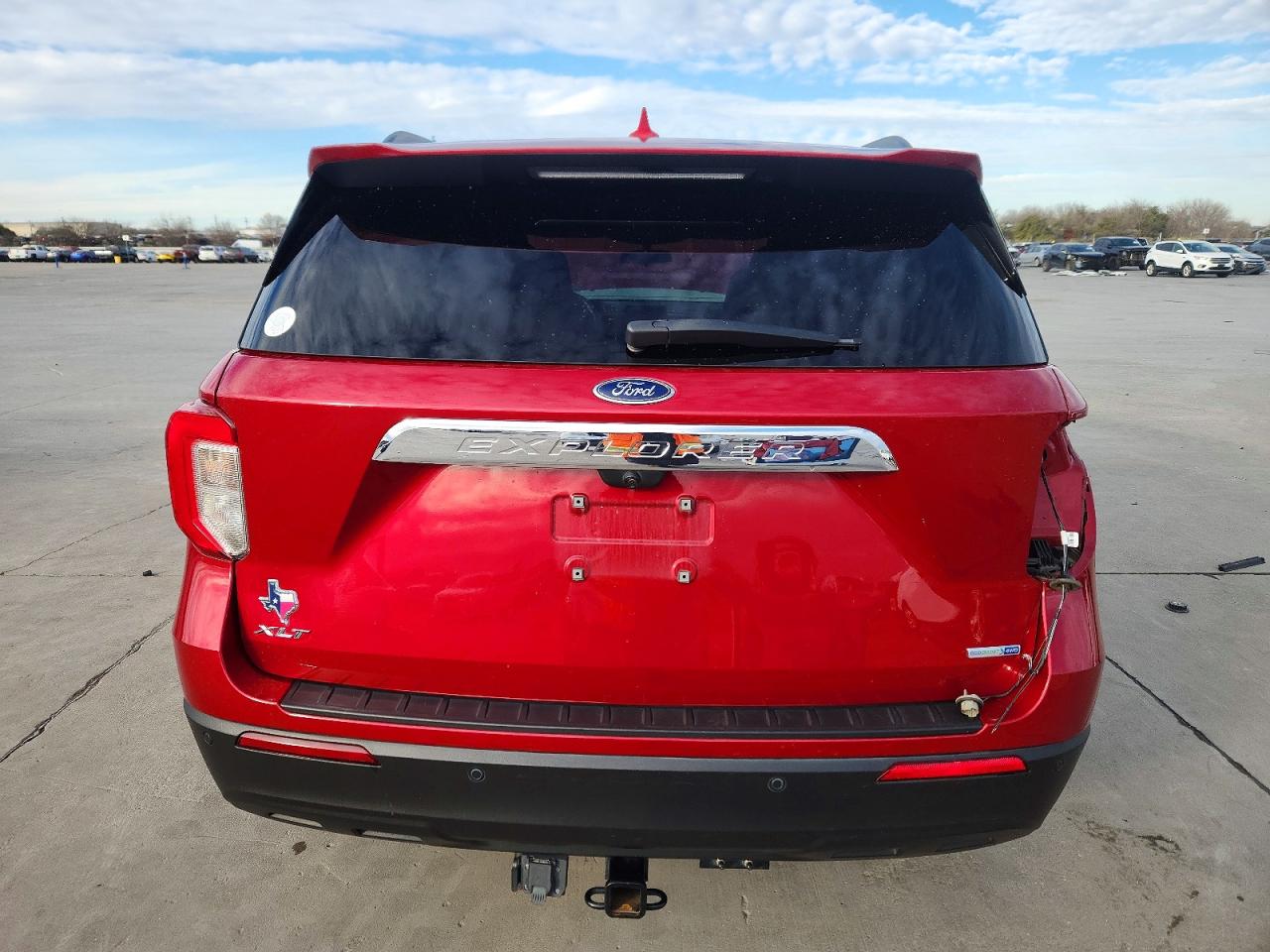 2020 FORD EXPLORER XLT photo 6