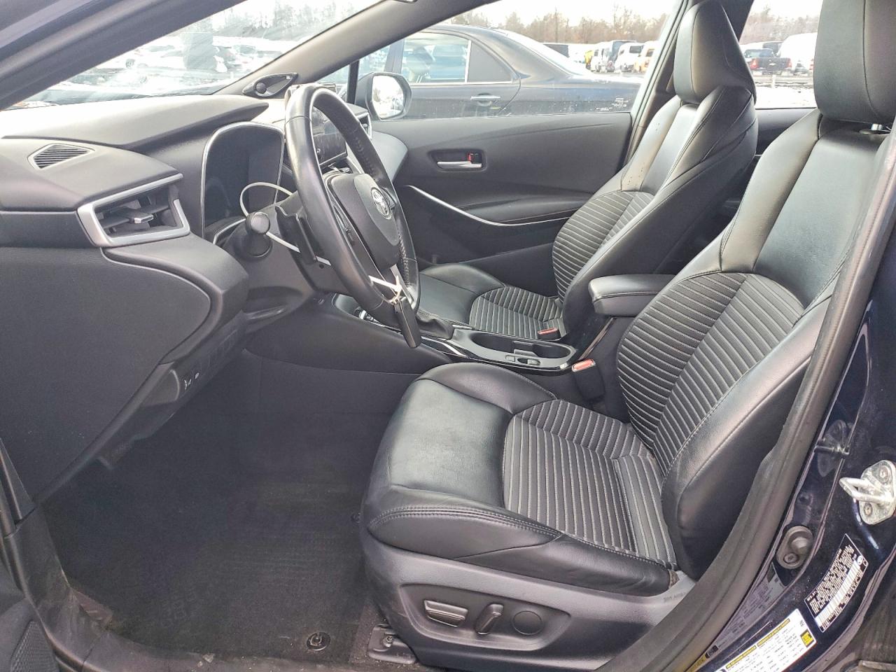 2023 TOYOTA COROLLA XSE photo 7