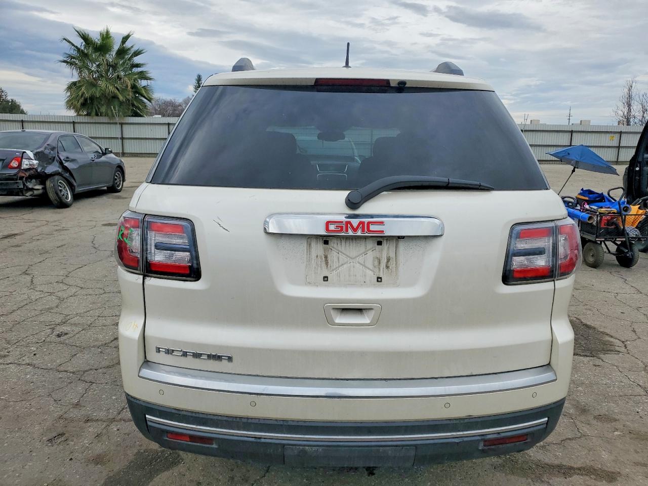 2015 GMC ACADIA SLE photo 6