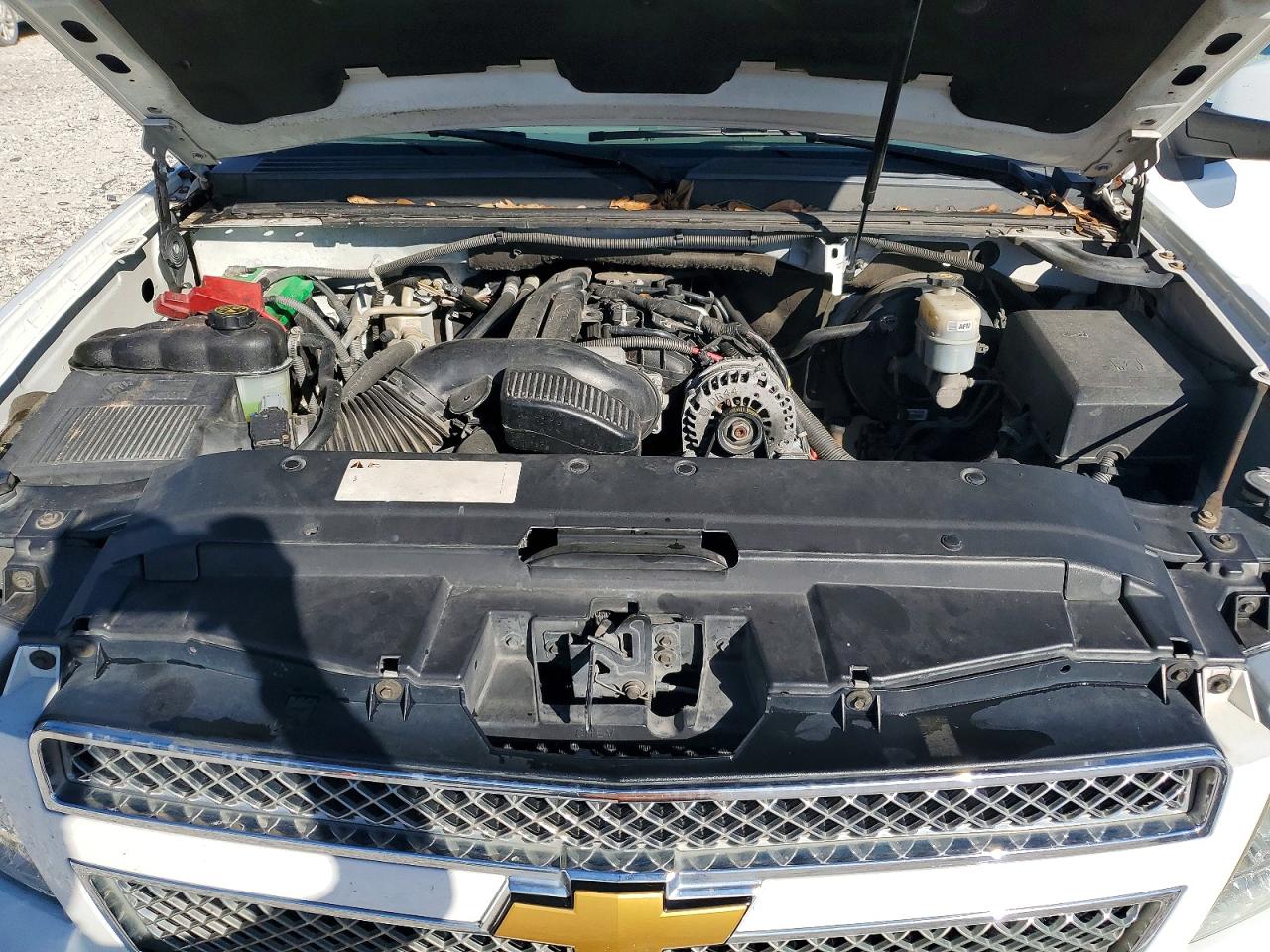 2012 CHEVROLET SUBURBAN C1500 LT photo 12