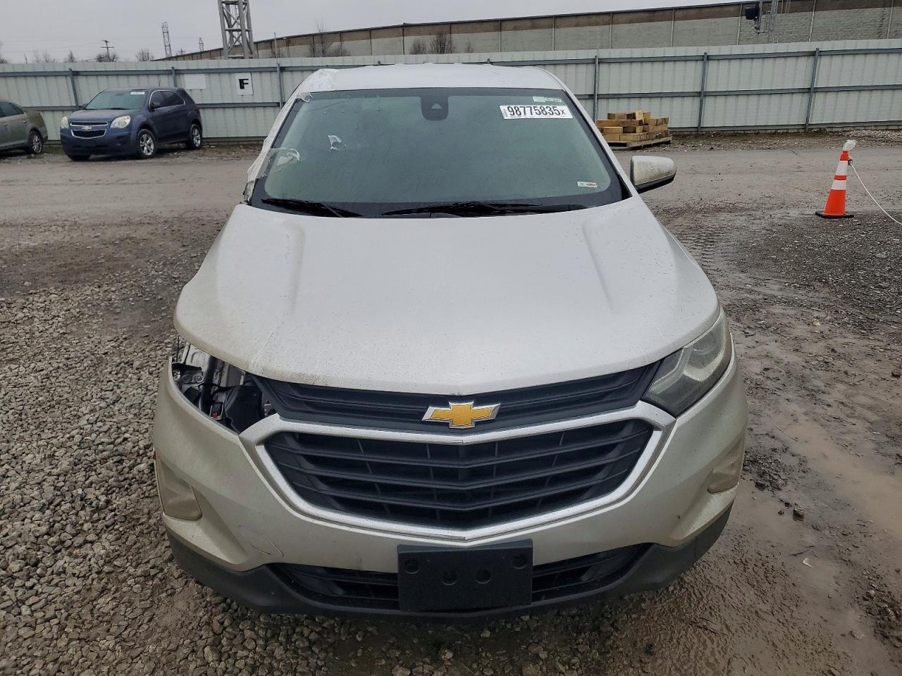 2020 CHEVROLET EQUINOX LT photo 5