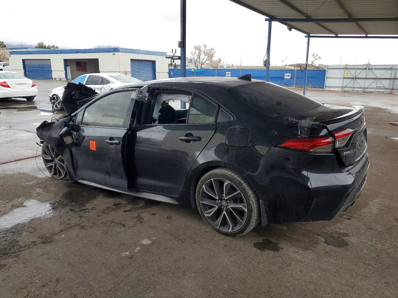2021 TOYOTA COROLLA SE photo 2
