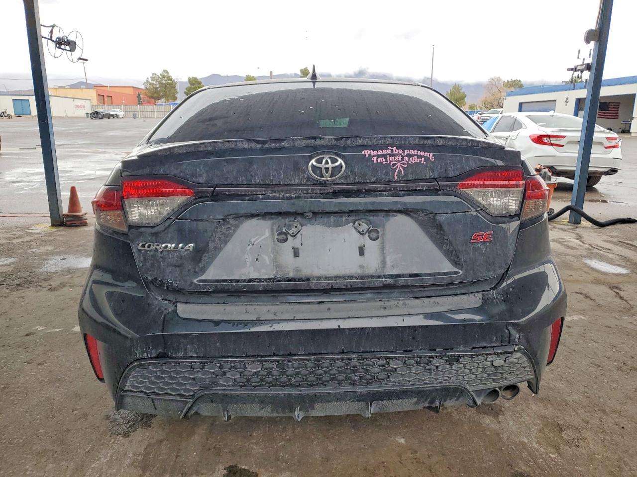 2021 TOYOTA COROLLA SE photo 6