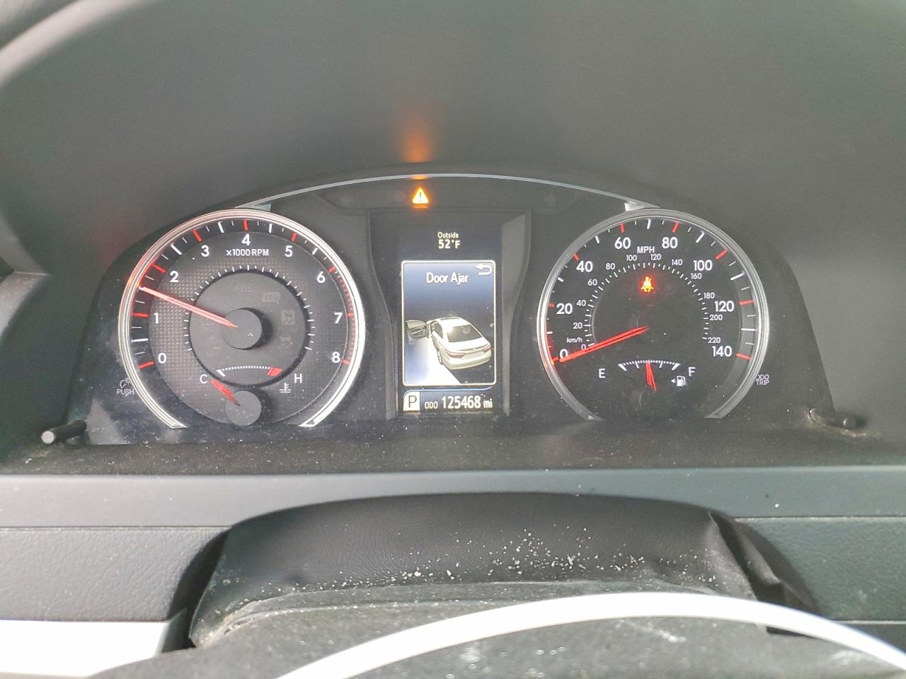 2016 TOYOTA CAMRY LE photo 17