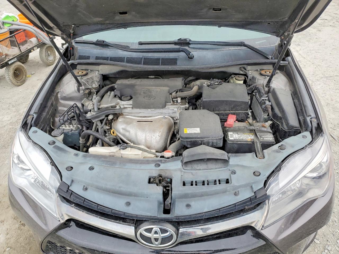 2016 TOYOTA CAMRY LE photo 21