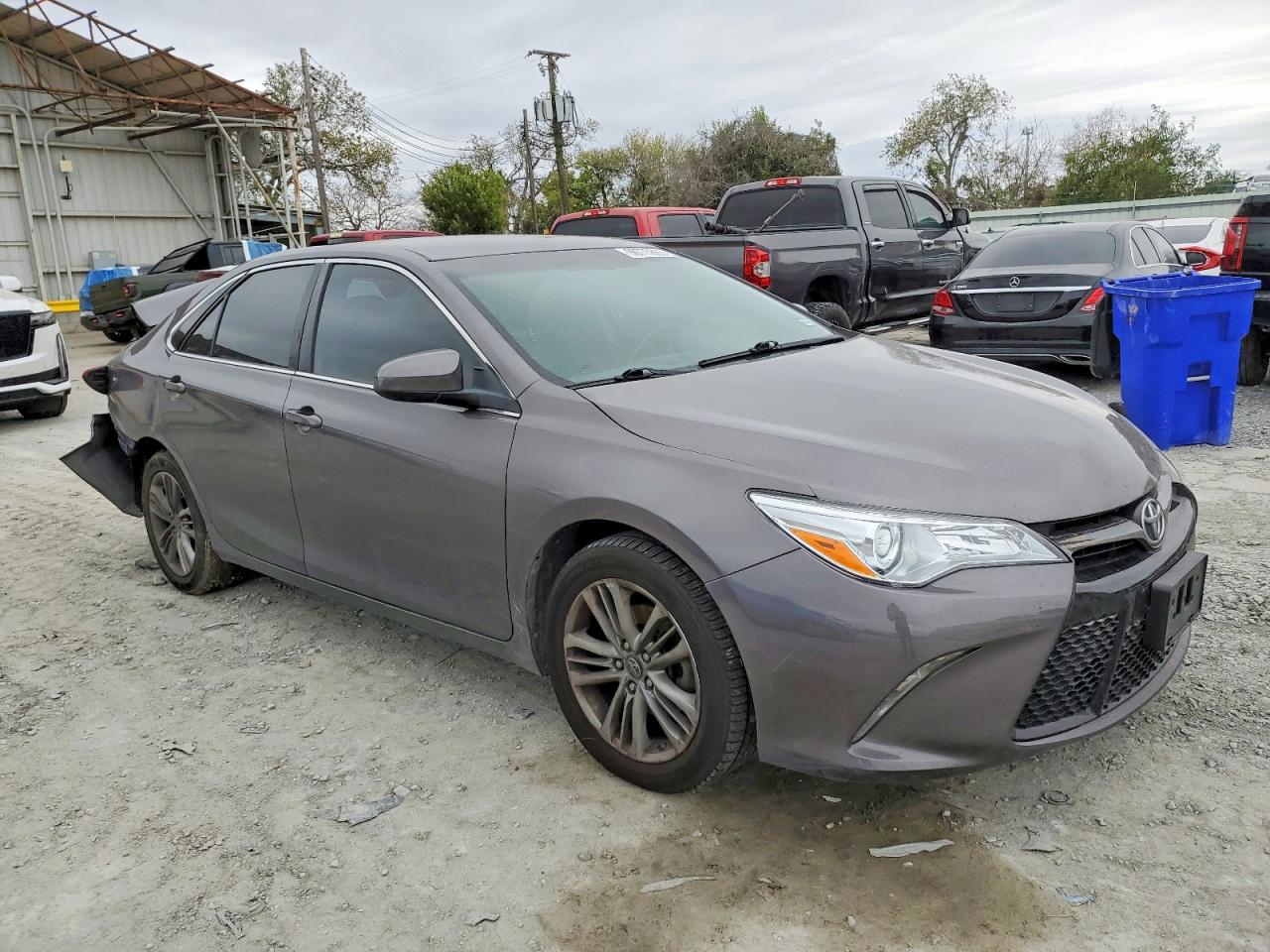 2016 TOYOTA CAMRY LE photo 7