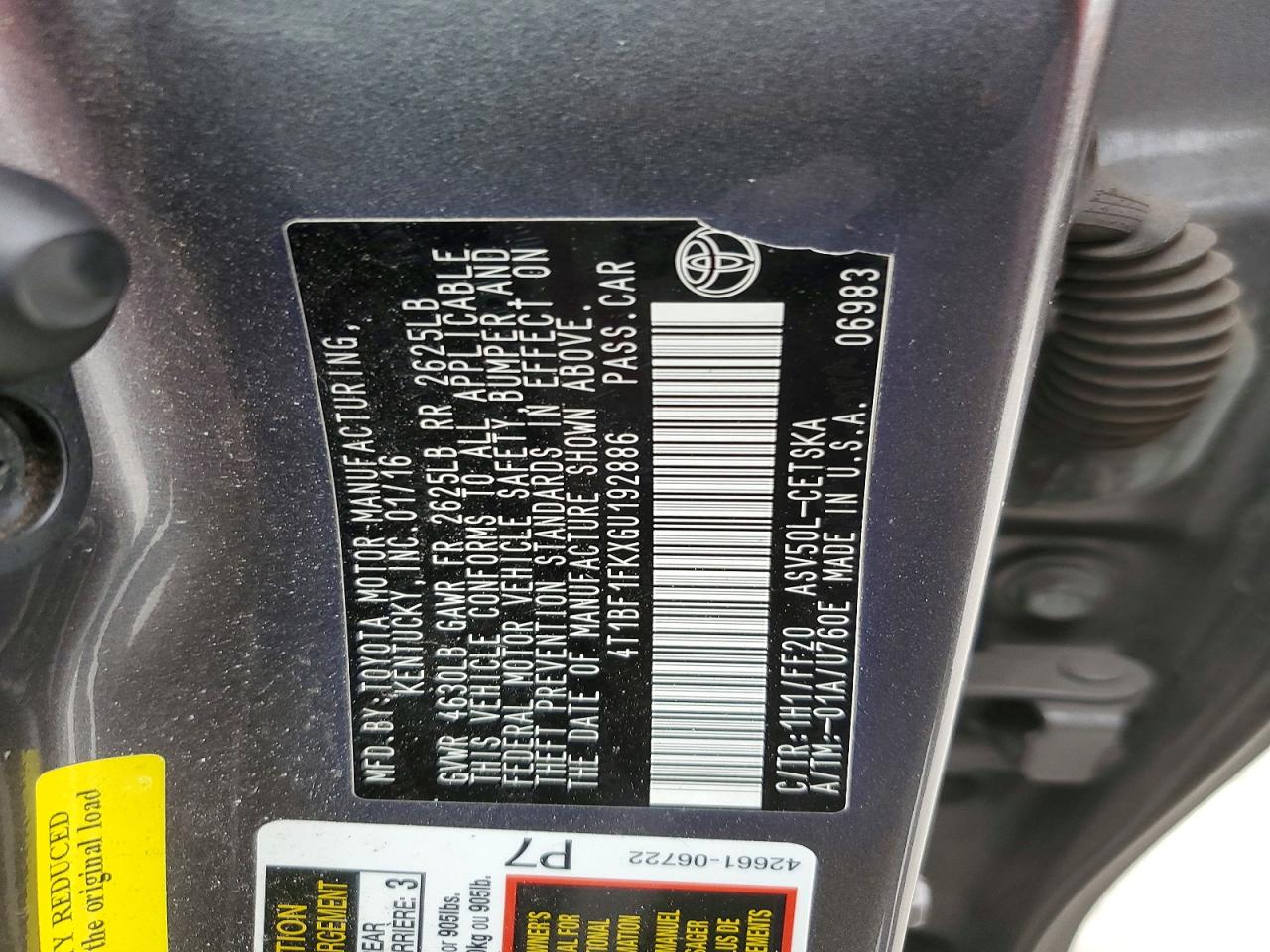 2016 TOYOTA CAMRY LE photo 23