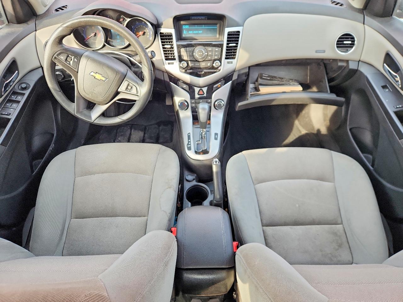 2016 CHEVROLET CRUZE LIMITED LT photo 8