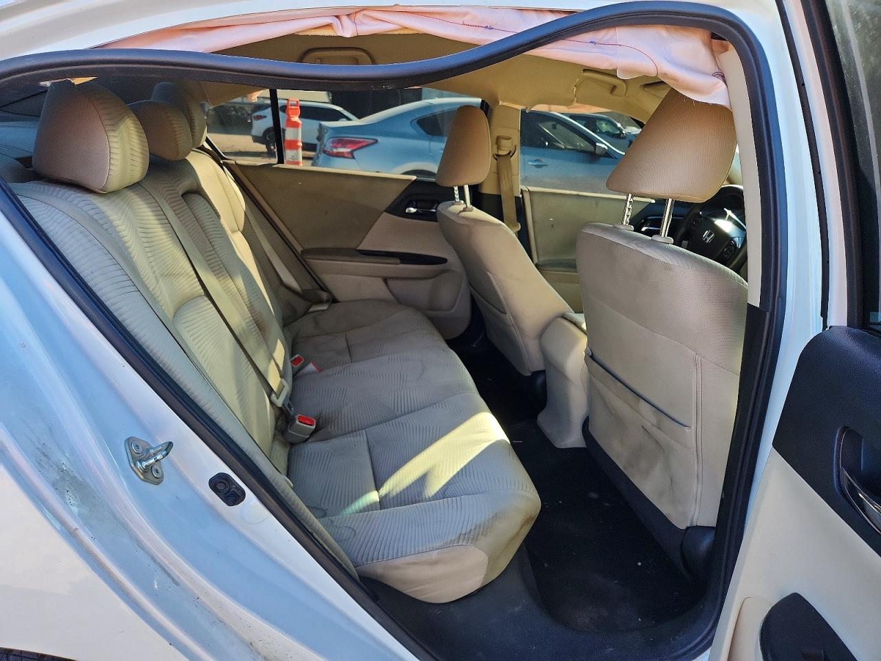 2017 HONDA ACCORD LX photo 10