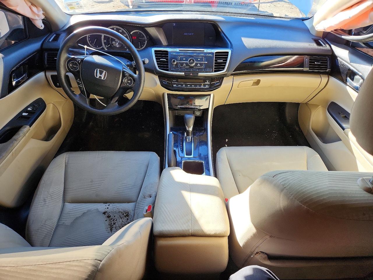 2017 HONDA ACCORD LX photo 8