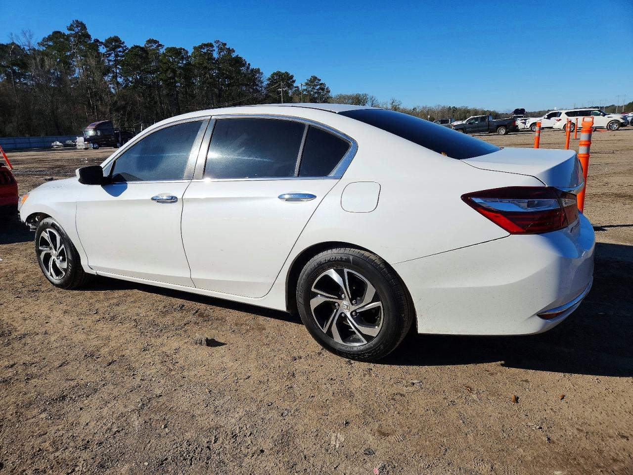 2017 HONDA ACCORD LX photo 2