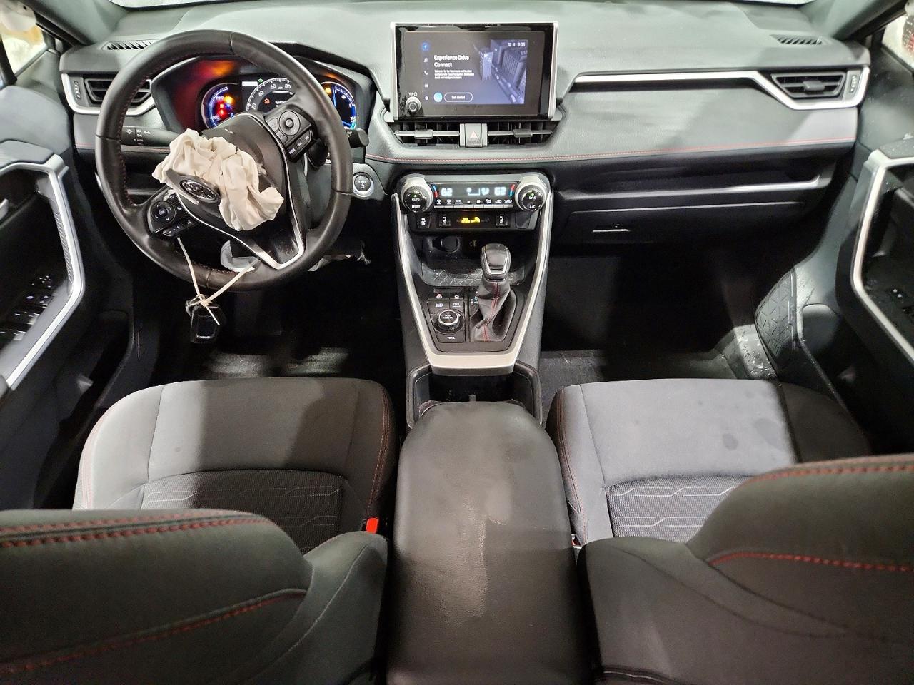 2024 TOYOTA RAV4 PRIME SE photo 8
