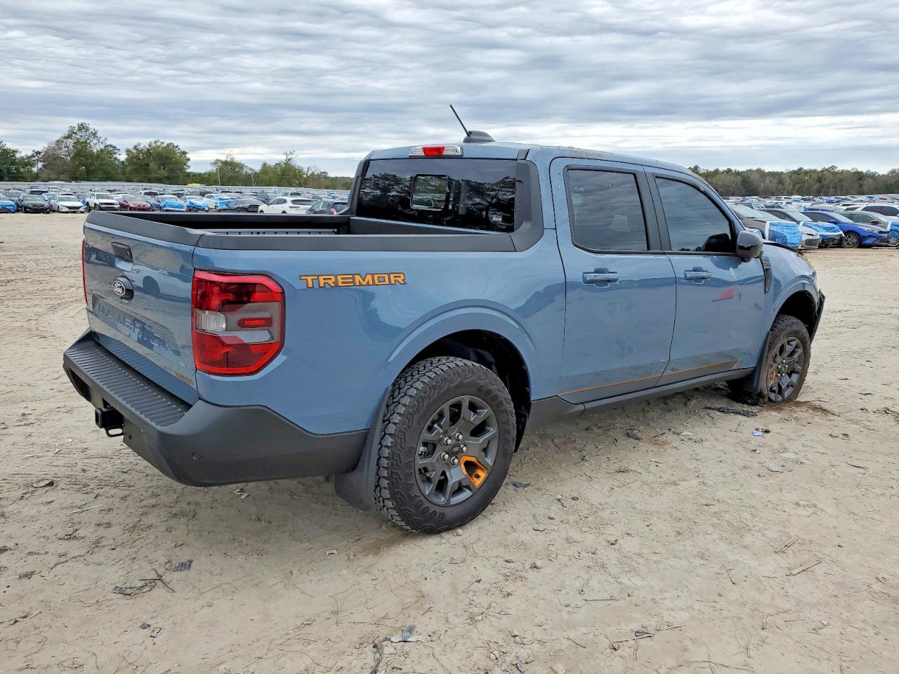2025 FORD MAVERICK TREMOR photo 3