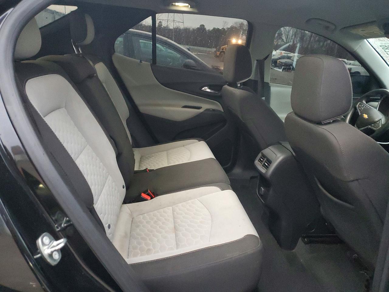 2018 CHEVROLET EQUINOX LS photo 31