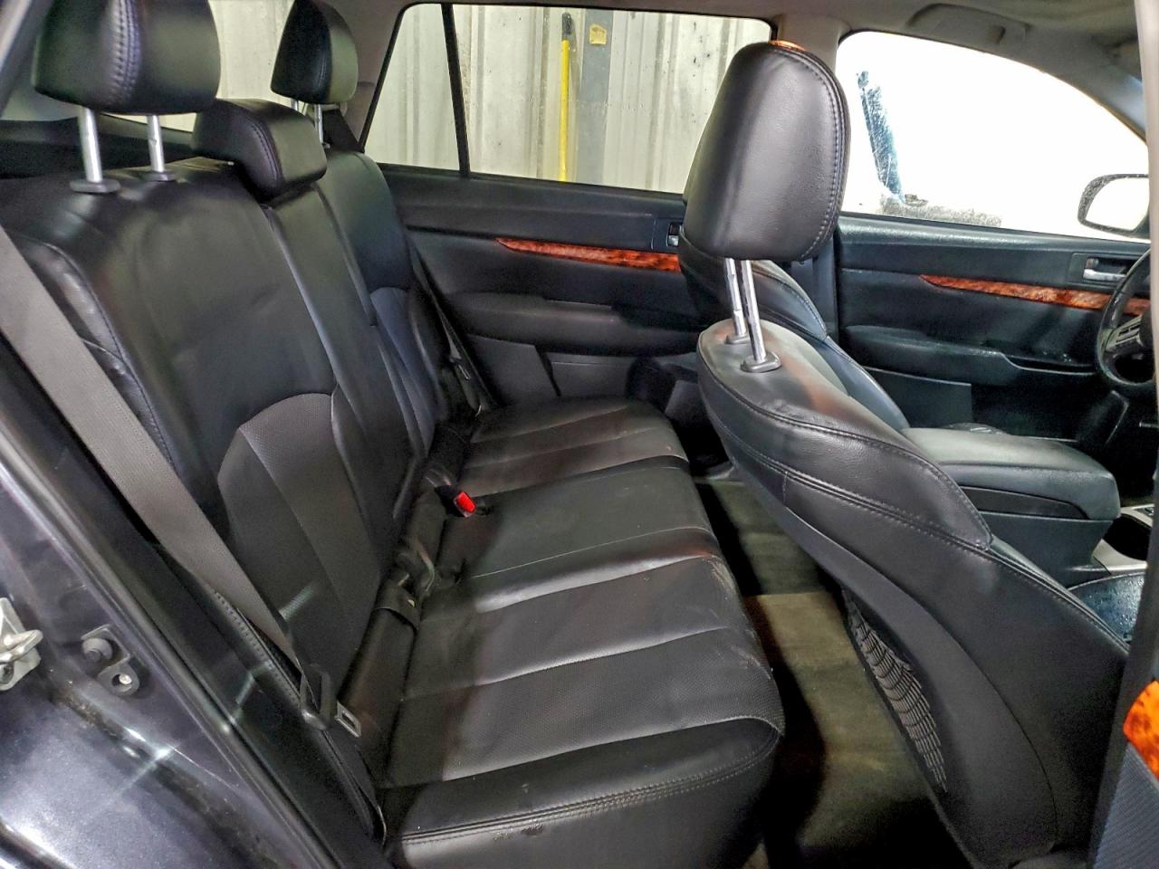 2012 SUBARU OUTBACK 2.5I LIMITED photo 10