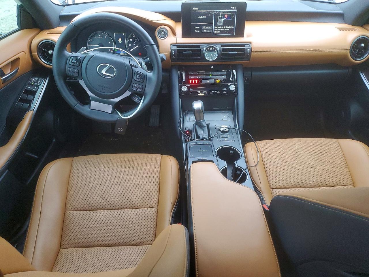 2025 LEXUS IS 350 F SPORT DESIGN photo 8