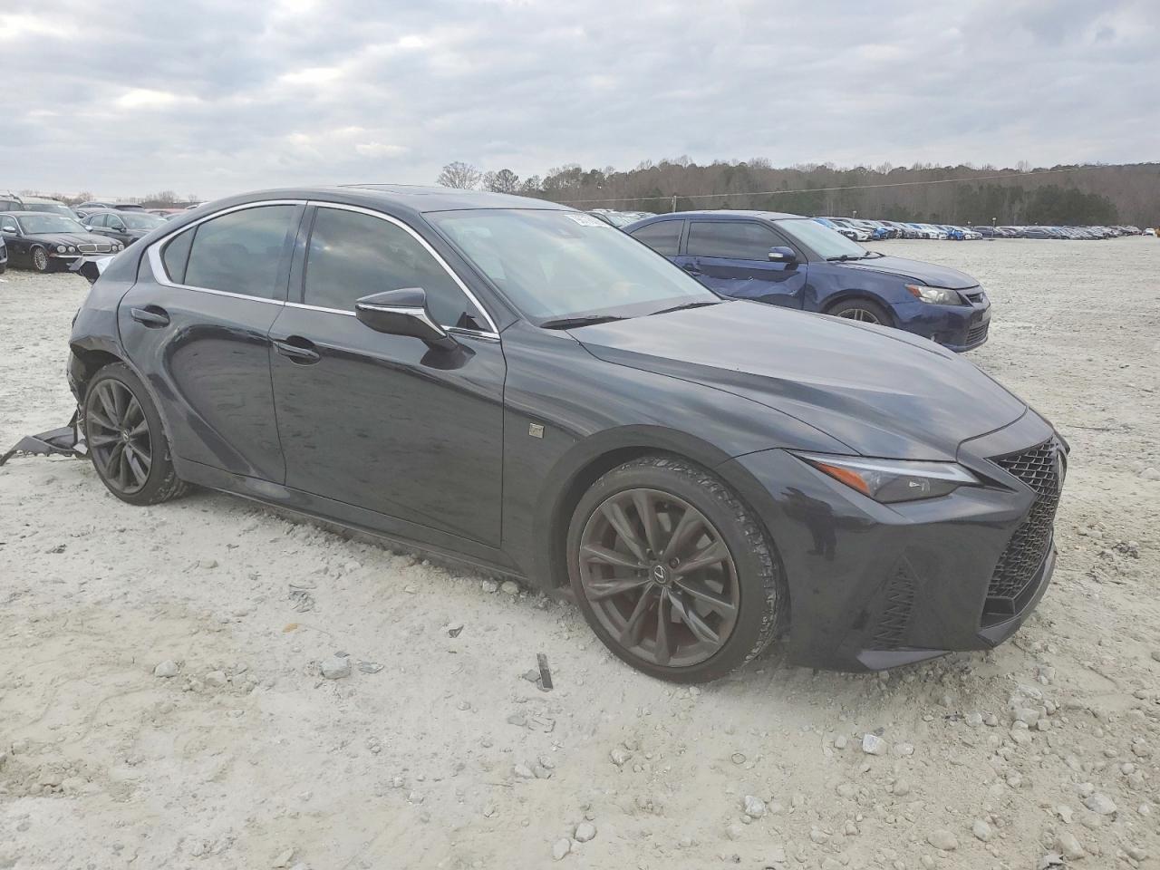 2025 LEXUS IS 350 F SPORT DESIGN photo 4