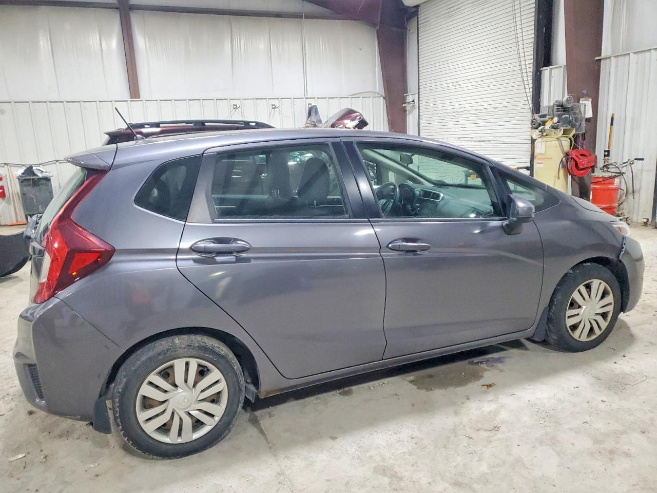 2016 HONDA FIT LX photo 3