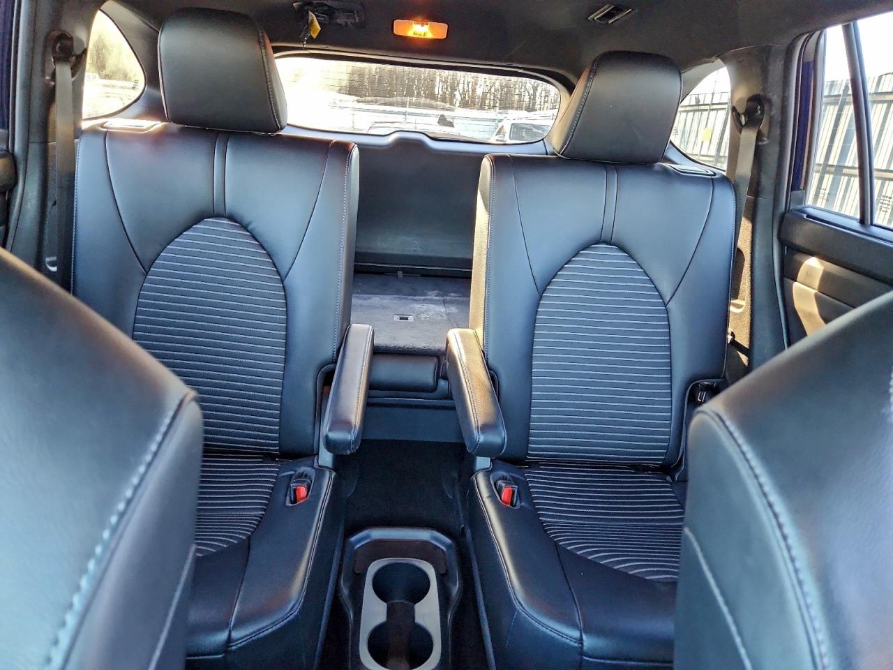 2023 TOYOTA HIGHLANDER L photo 10