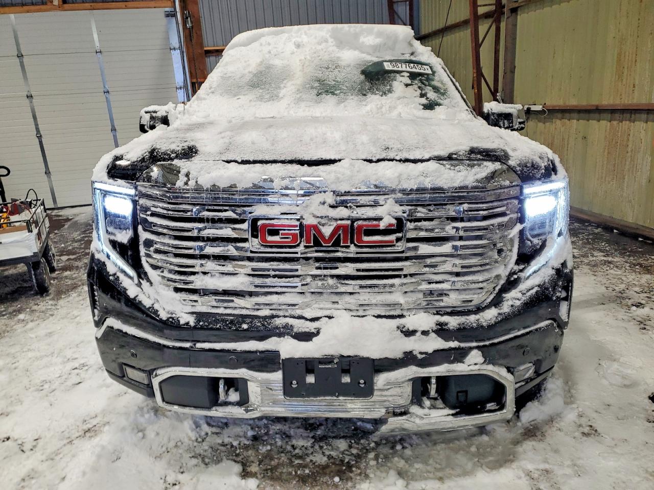 2025 GMC SIERRA K1500 DENALI photo 5
