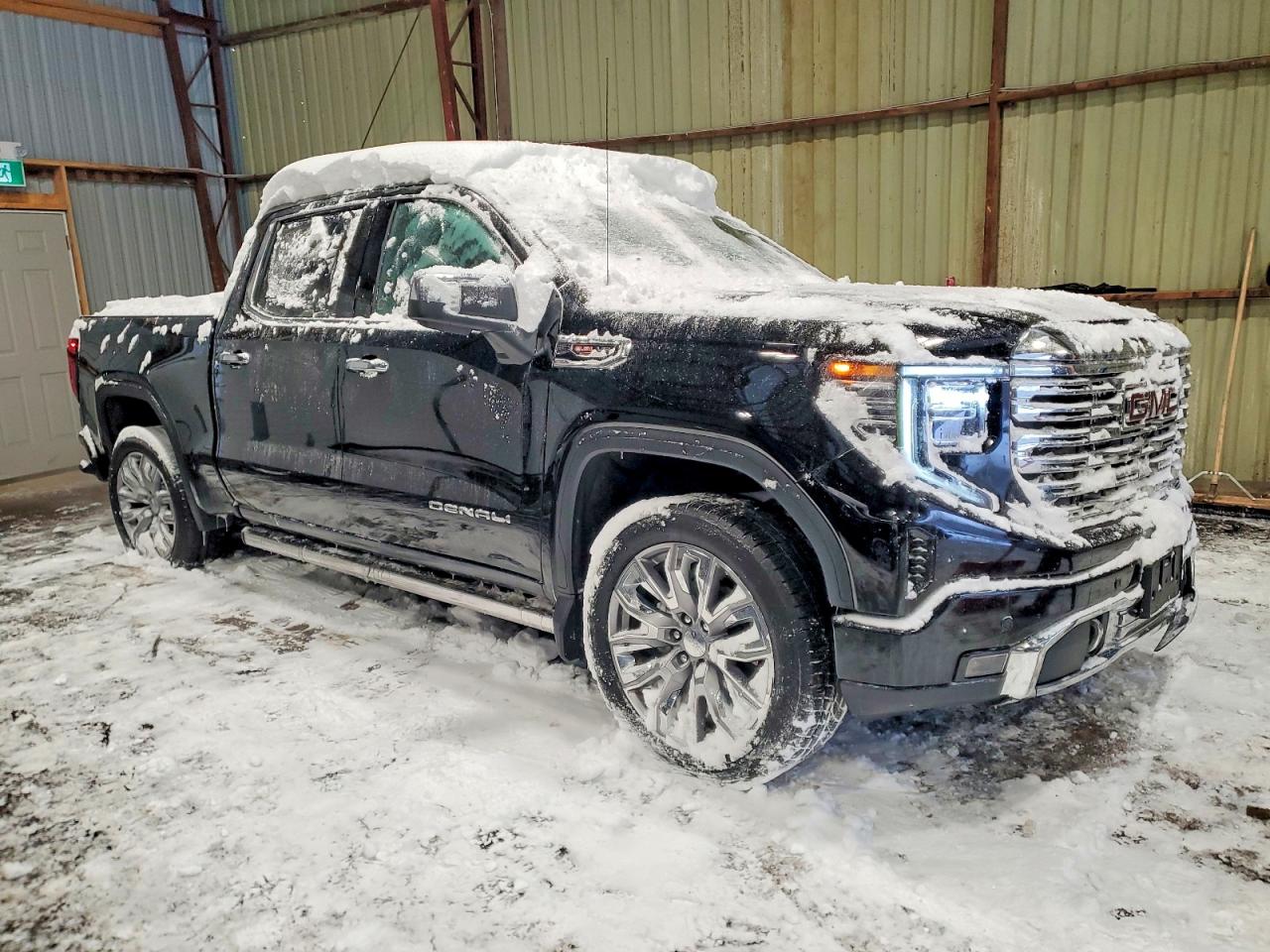 2025 GMC SIERRA K1500 DENALI photo 4