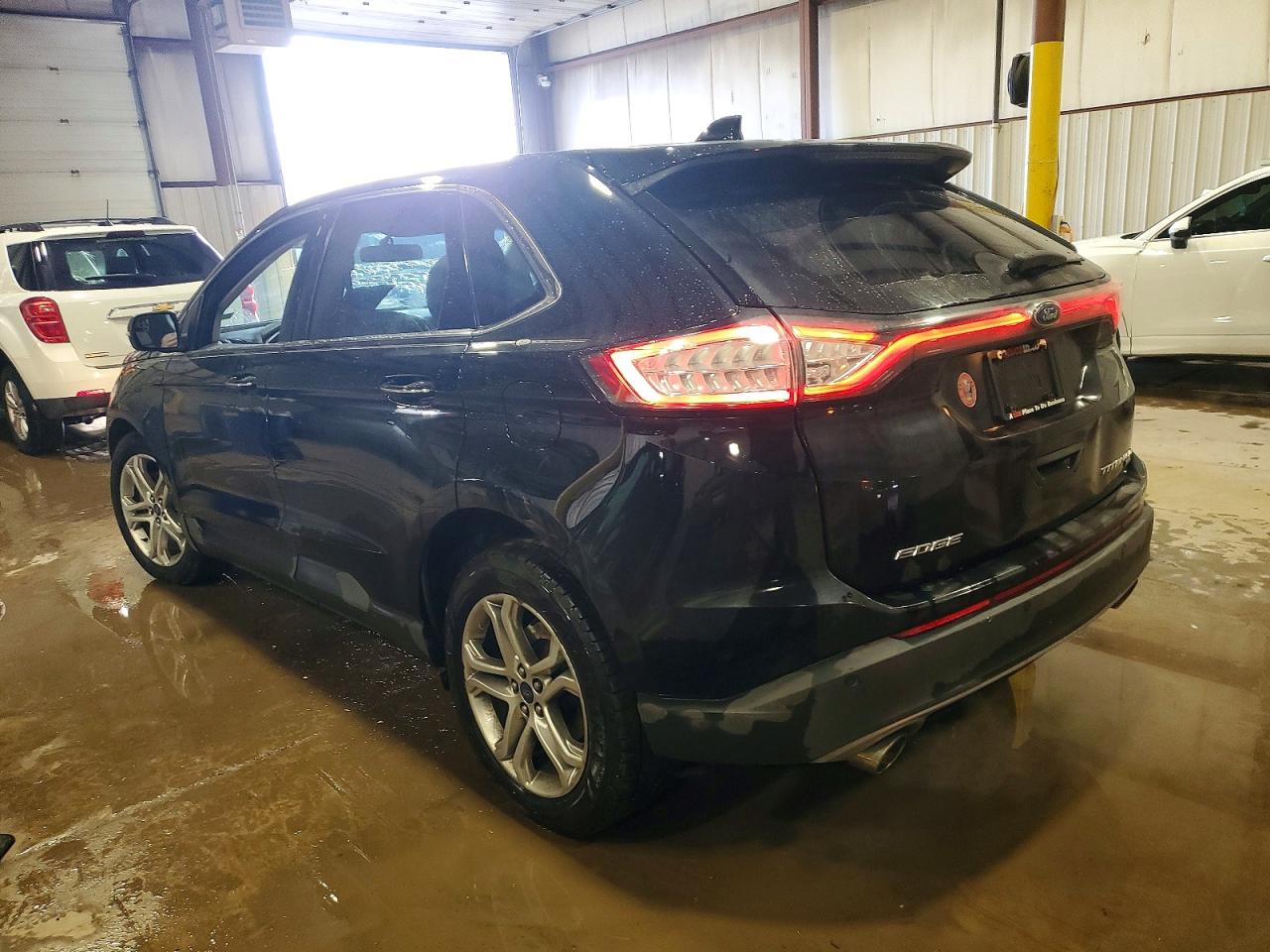 2018 FORD EDGE TITANIUM photo 2