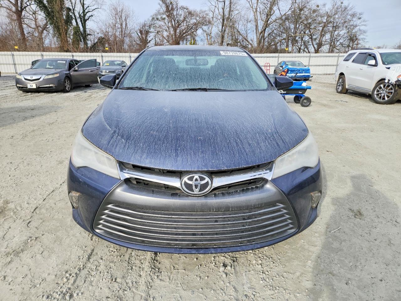 2016 TOYOTA CAMRY XSE photo 9