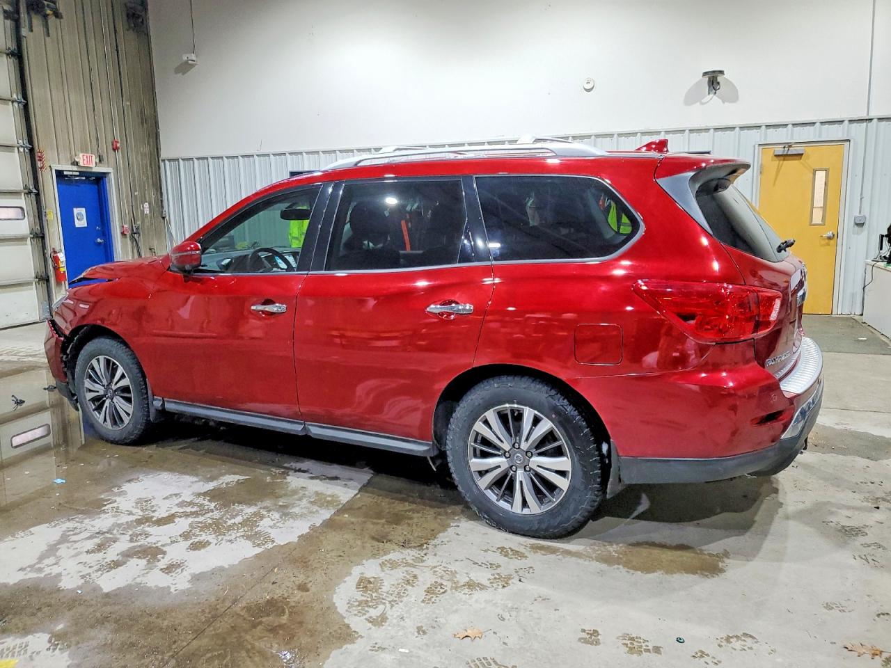 2020 NISSAN PATHFINDER SL photo 2