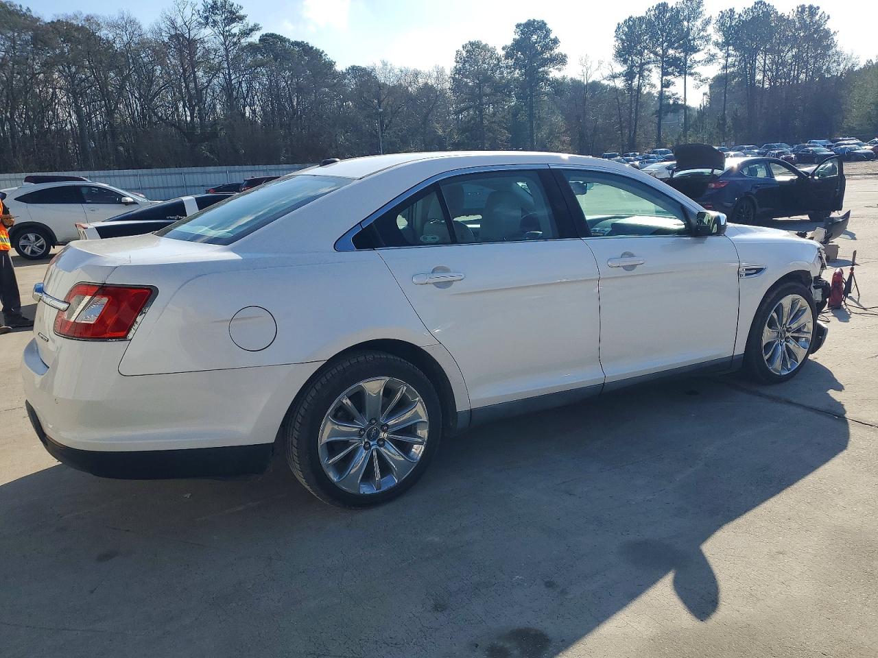 2010 FORD TAURUS LIMITED photo 3