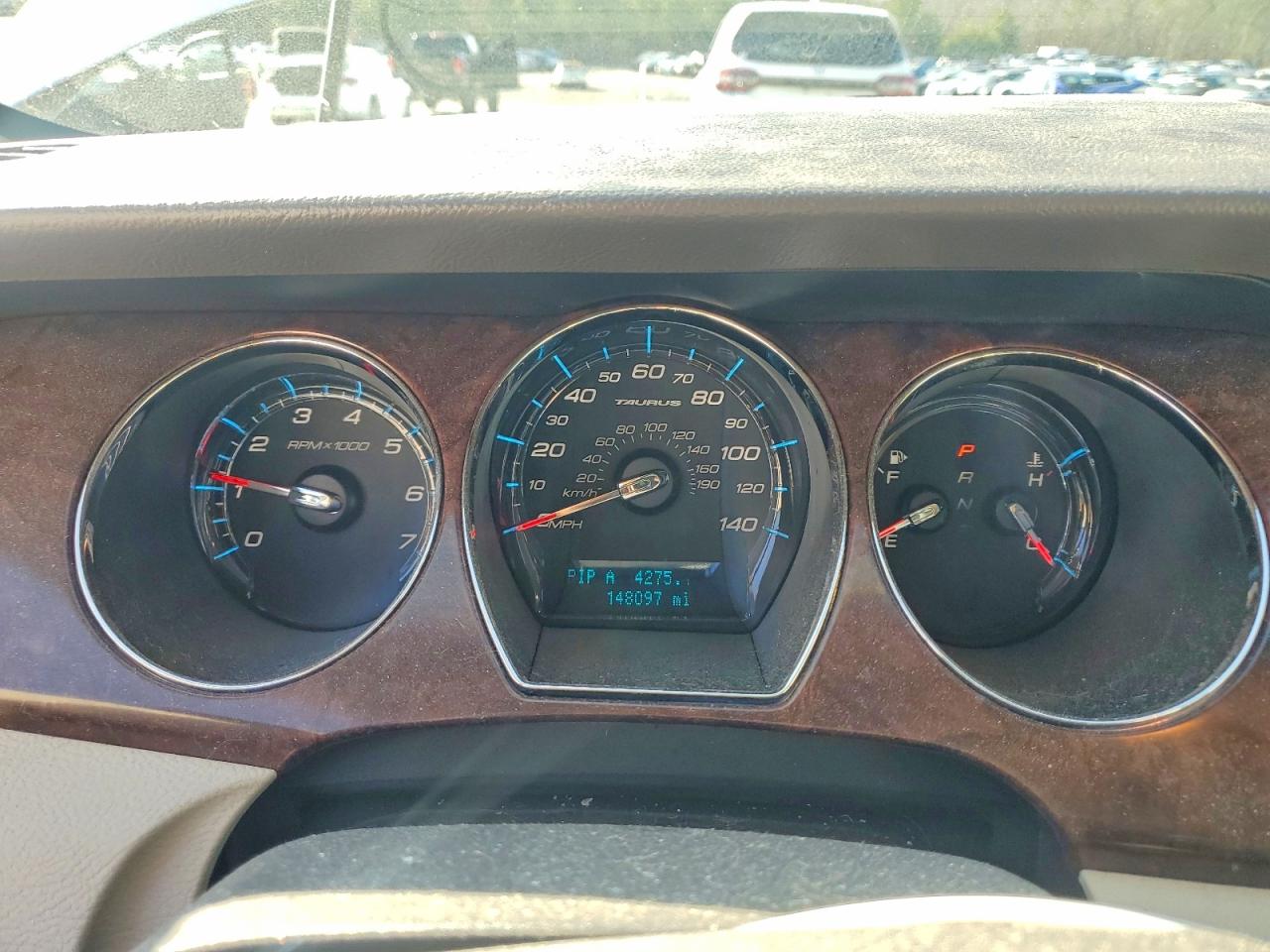 2010 FORD TAURUS LIMITED photo 9