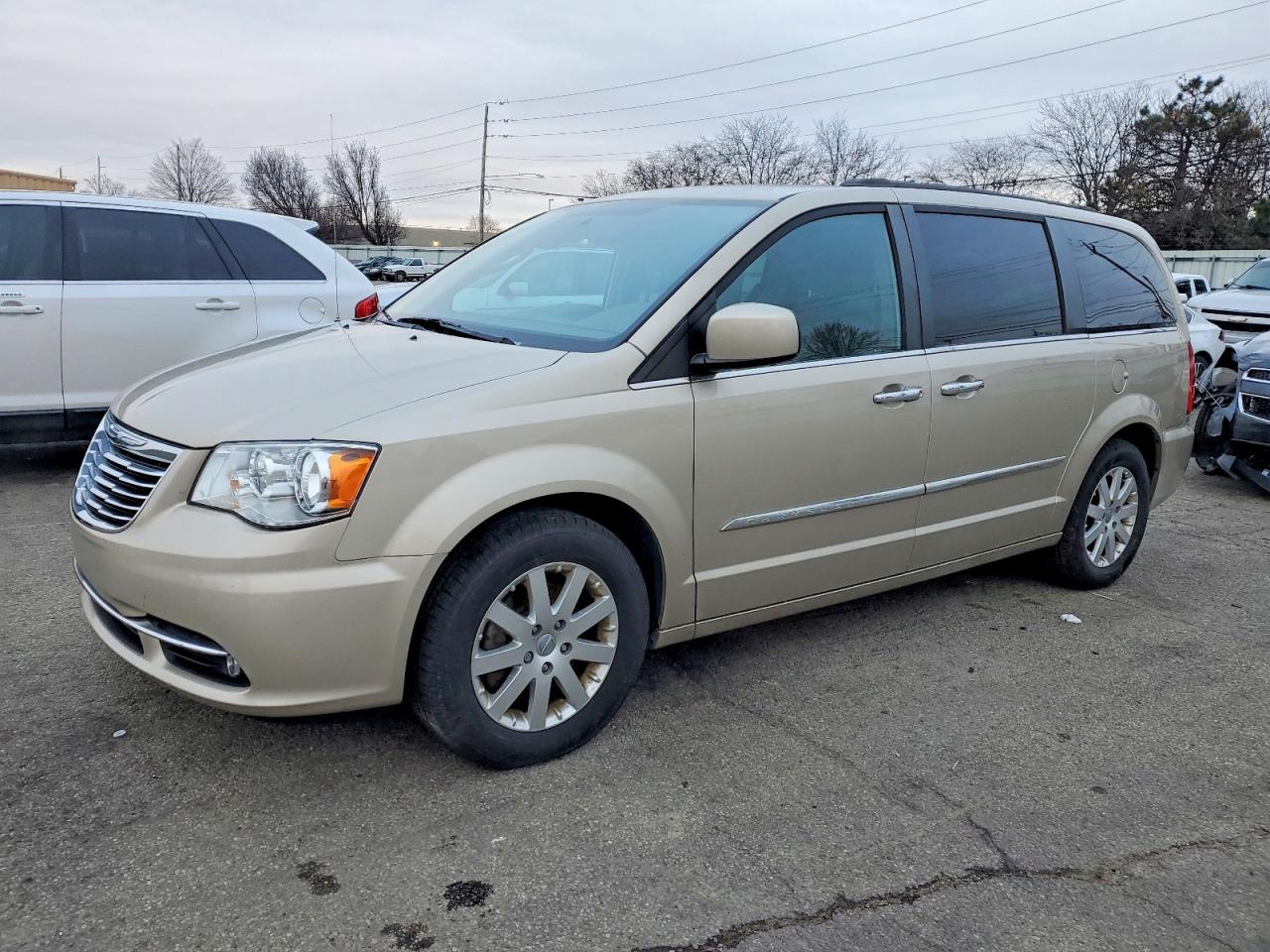 2015 CHRYSLER TOWN & COUNTRY
