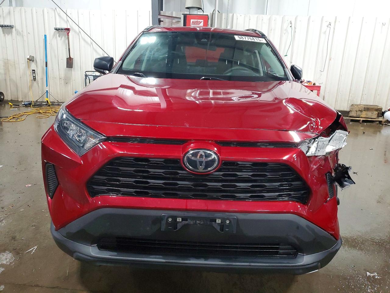 2021 TOYOTA RAV4 LE photo 5