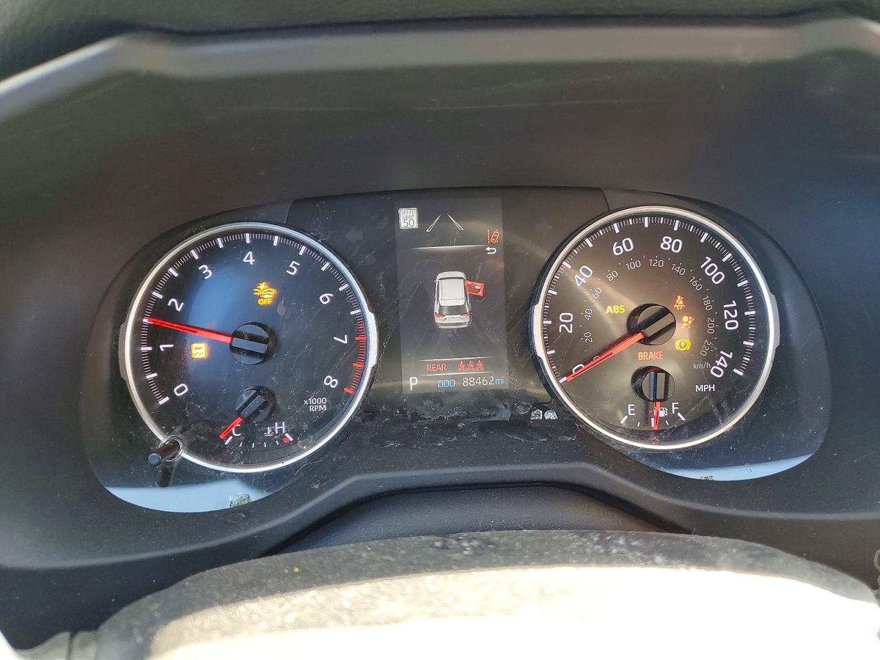 2021 TOYOTA RAV4 LE photo 9
