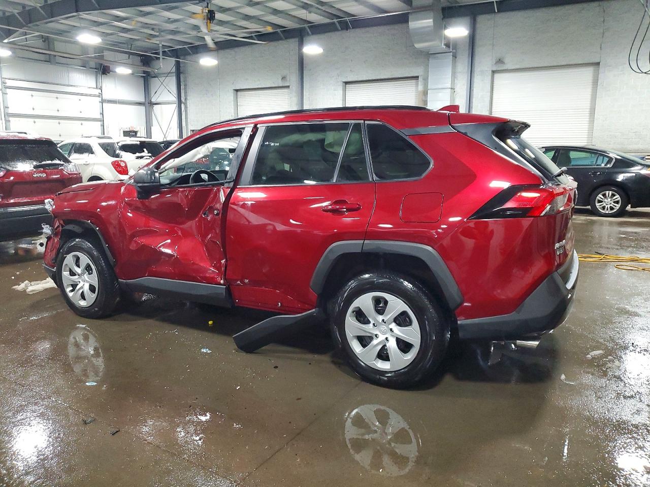 2021 TOYOTA RAV4 LE photo 2