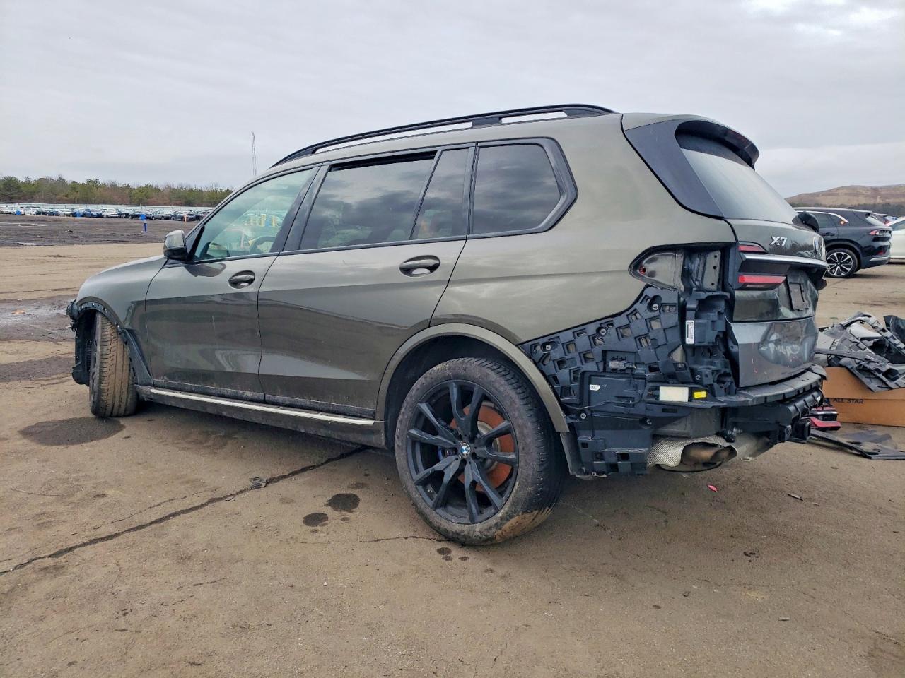 2023 BMW X7 XDRIVE40I photo 2