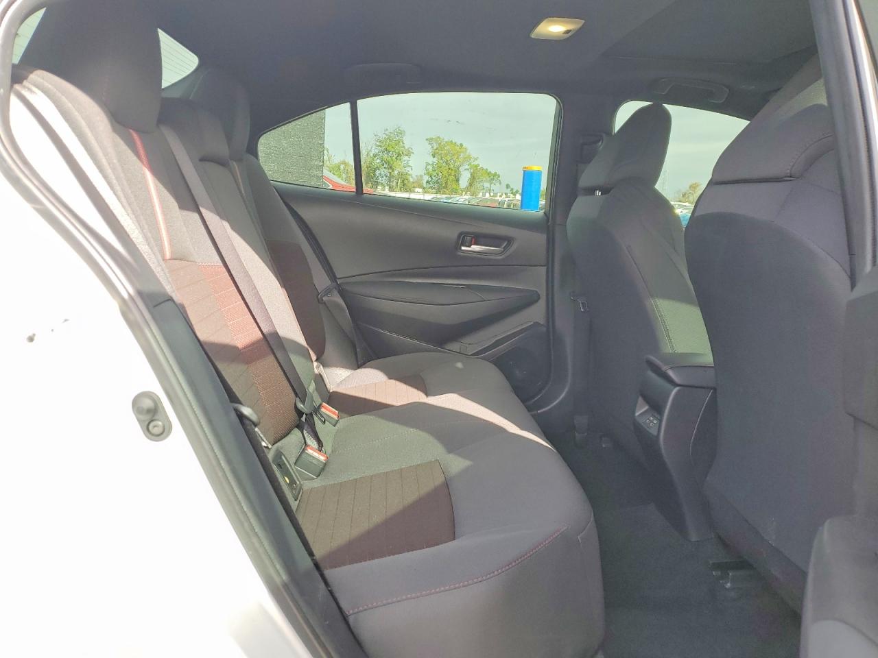2023 TOYOTA COROLLA SE photo 10