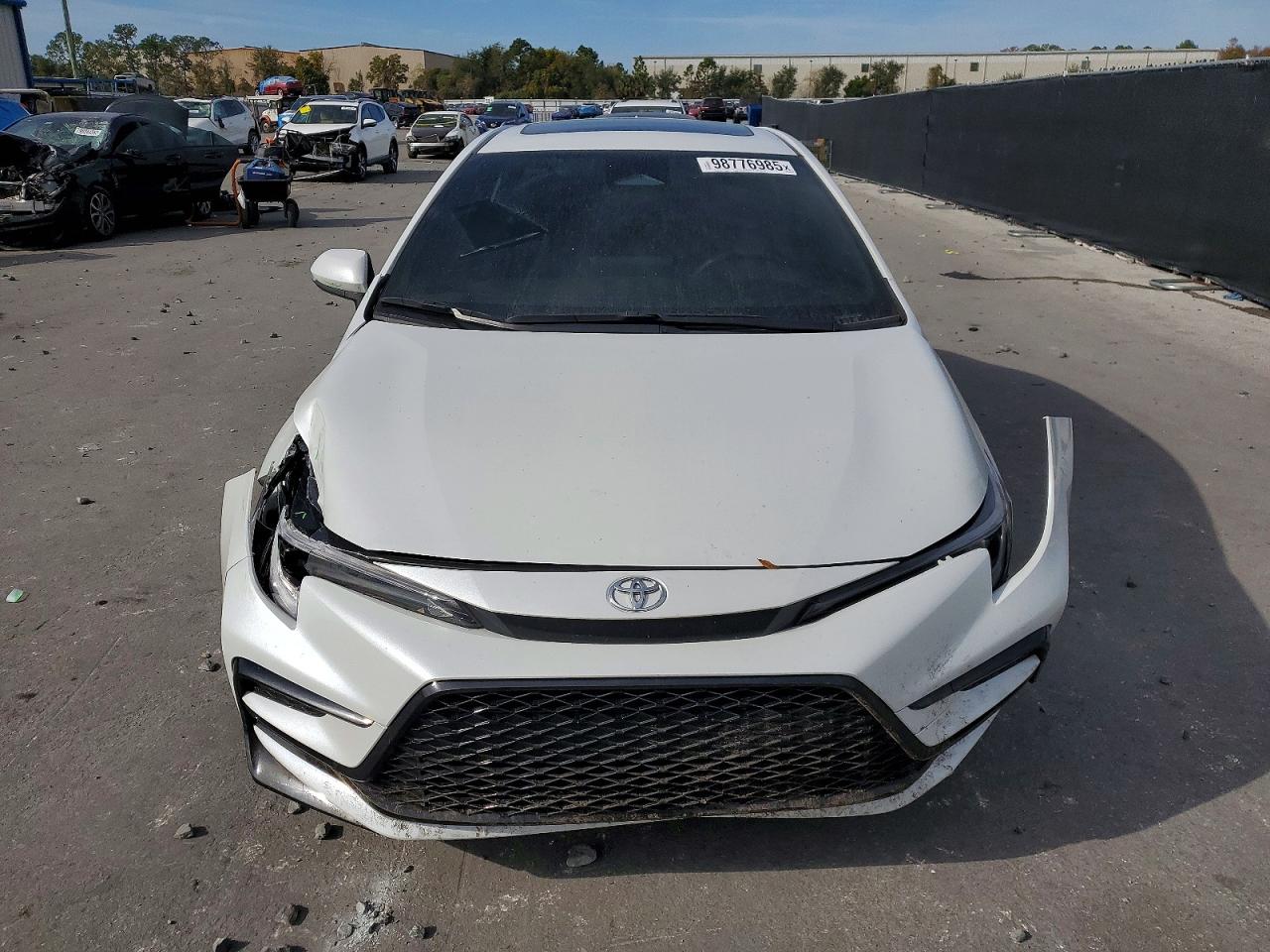 2023 TOYOTA COROLLA SE photo 5