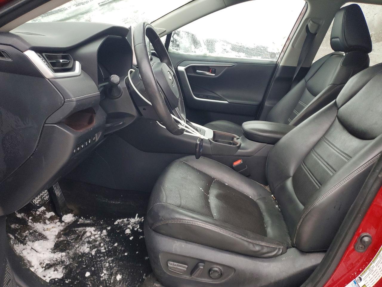 2021 TOYOTA RAV4 LIMITED photo 7