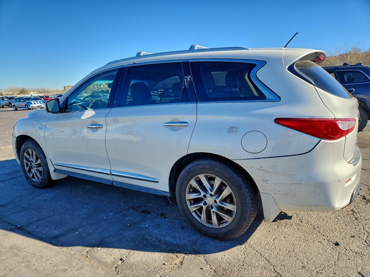 2014 INFINITI QX60 photo 2