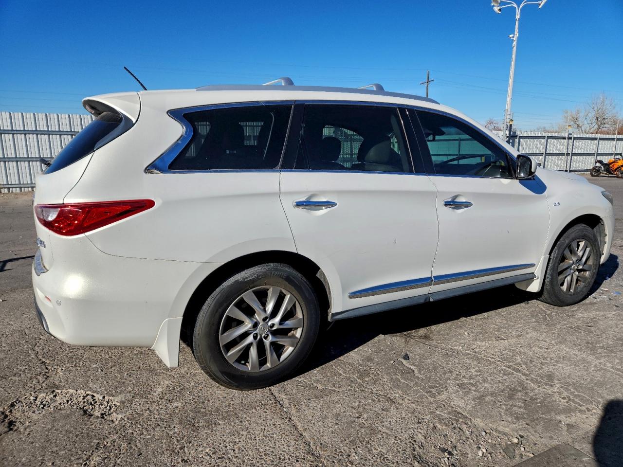 2014 INFINITI QX60 photo 3