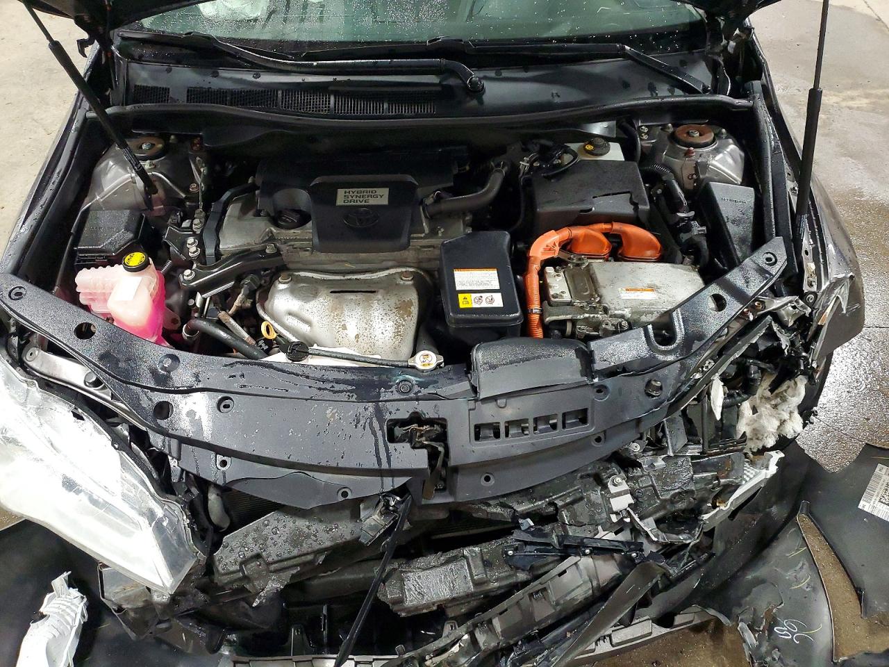 2017 TOYOTA CAMRY HYBRID photo 11