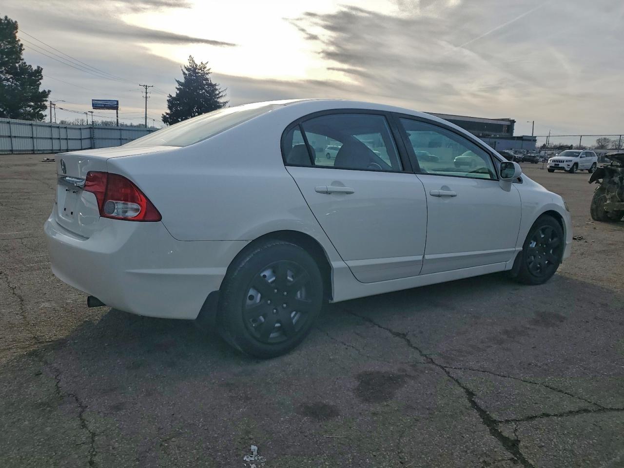 2011 HONDA CIVIC LX photo 3