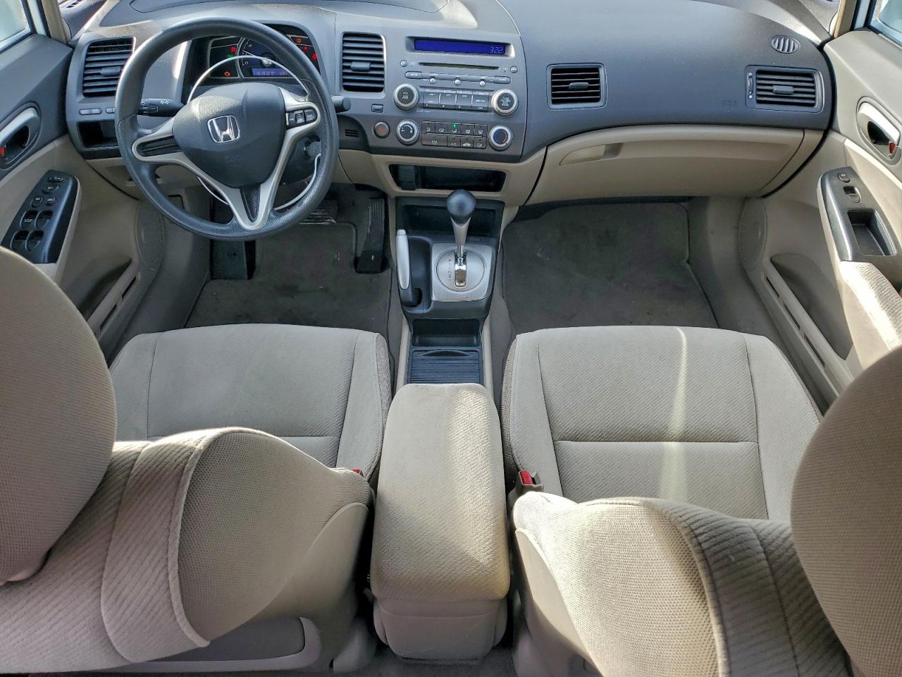 2011 HONDA CIVIC LX photo 8