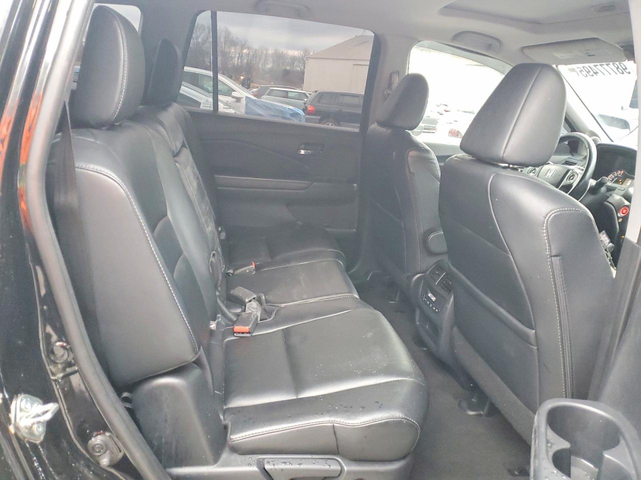 2016 HONDA PILOT EXLN photo 11