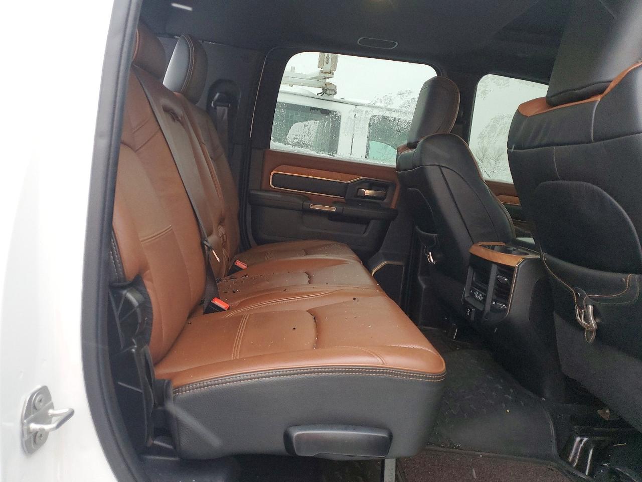 2021 RAM 3500 LONGHORN MEGA C photo 11