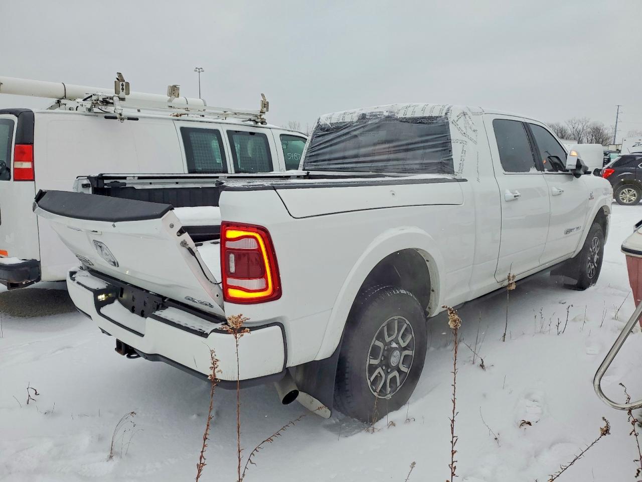 2021 RAM 3500 LONGHORN MEGA C photo 3