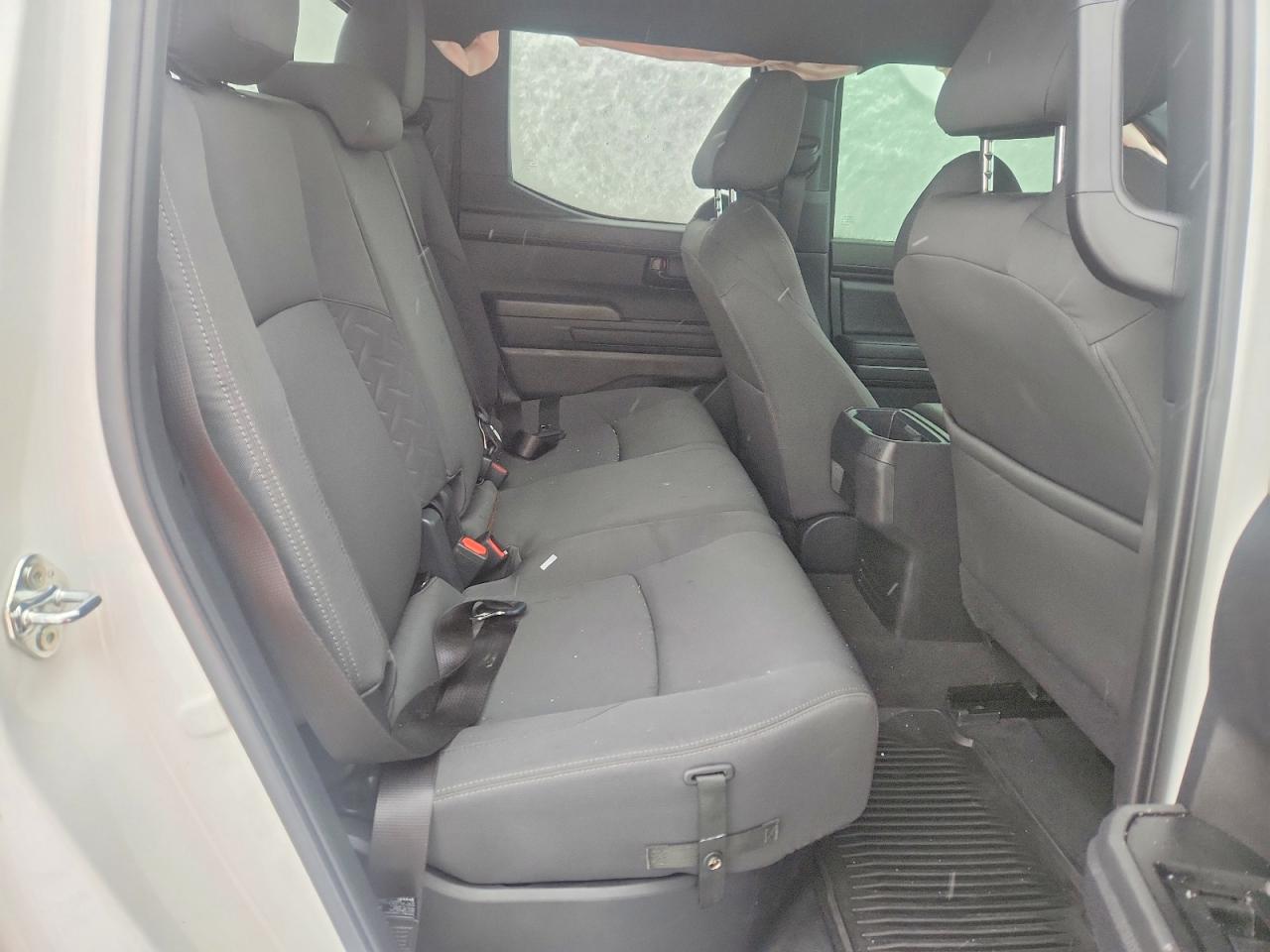 2025 TOYOTA TACOMA DOUBLE CAB photo 10
