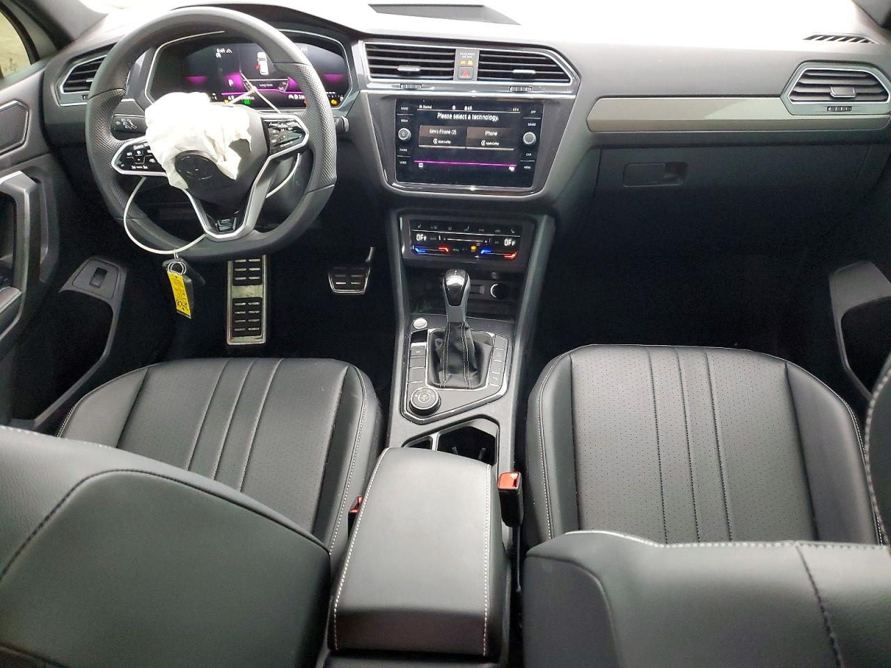 2024 VOLKSWAGEN TIGUAN SE R-LINE BLACK photo 8