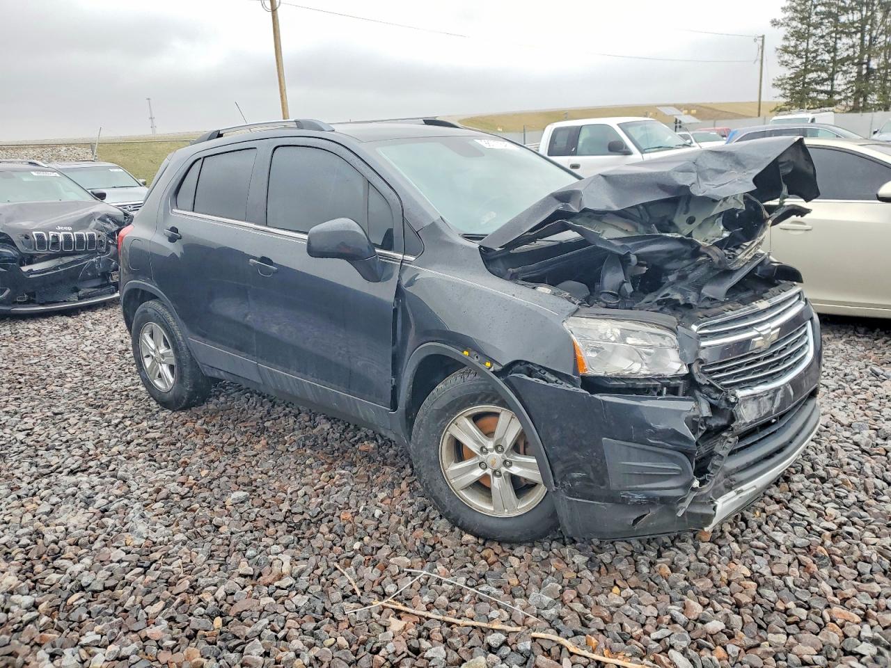 2015 CHEVROLET TRAX 1LT photo 4