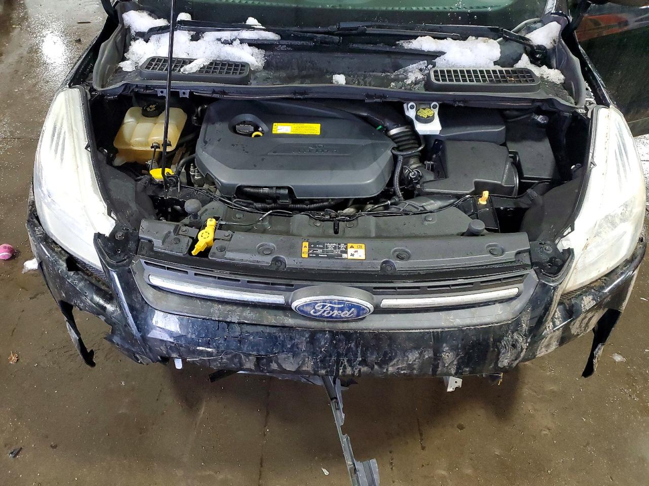 2016 FORD ESCAPE SE photo 12